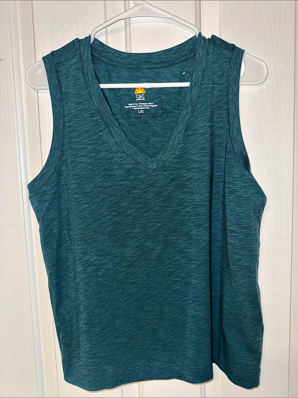 C&C California V-Neck Tank Top in Blue Large Like New